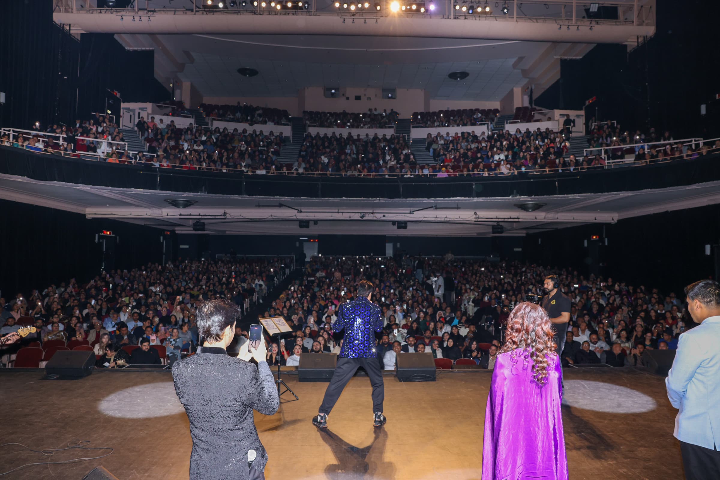 Unforgettable 90's - Live in Montreal gallery image 5